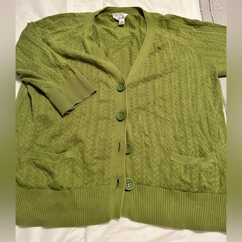 Talbots cardigan with 3/4 length sleeves and large button closures. Green color